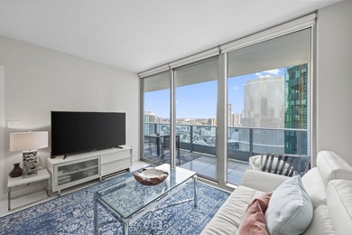 Welcome to Residence 3909 at the prestigious Epic Residences - photo 8