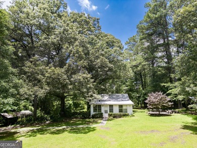 (private lake, pond, creek) Home For Sale in Covington Georgia