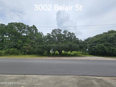 Buyert/buyer's agent to verify all information on listing - photo 1
