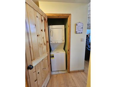 This home has a lot to offer! The main house is a comfortable - photo 13