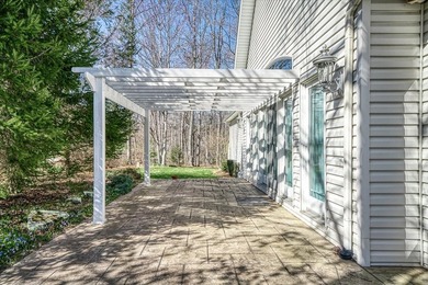 Stunning and spacious 3BR/3BA home located in the sought-after - photo 29