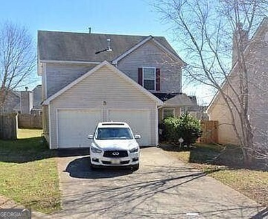 Lake Val Do Mar Home Sale Pending in Villa Rica Georgia