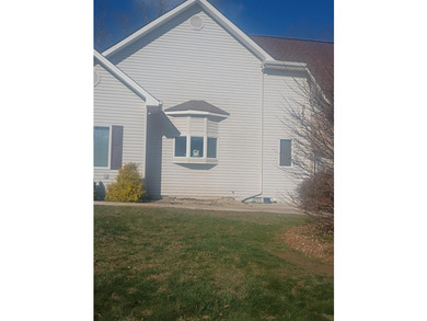 Stunning and spacious 3BR/3BA home located in the sought-after - photo 32