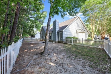 Tucked away on a quiet cul-de-sac in the desirable Summerfield - photo 49