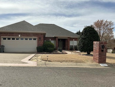 Lake Hamilton Home For Sale in Hot Springs Arkansas