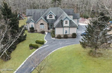 Lake Home For Sale in Shohola, Pennsylvania