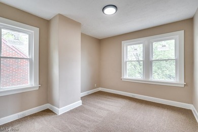 Move-in ready with extensive updates! New windows, flooring - photo 20