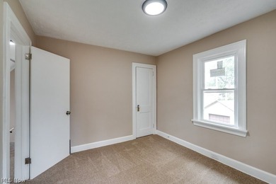 Move-in ready with extensive updates! New windows, flooring - photo 23