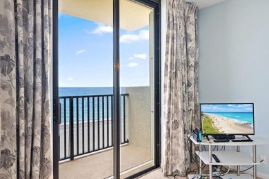 With The Most Amazing Water Views & Amenities of a Luxury - photo 26