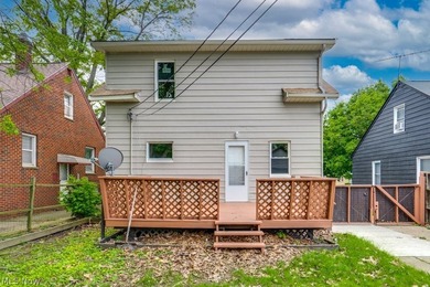 Move-in ready with extensive updates! New windows, flooring - photo 29