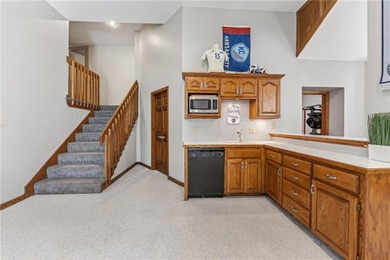 Experience Weatherby Lake Missouri with the perfect blend of - photo 31