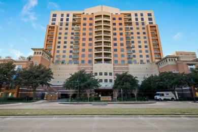 Lake Carolyn Condo For Sale in Irving Texas