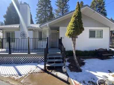 Lake Home For Sale in Lake Almanor, California