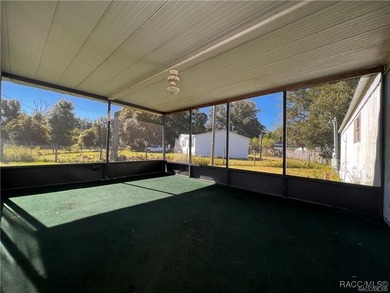 Welcome to your dream escape-a charming 3-bedroom, 2-bath mobile - photo 4