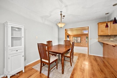 Looking for the perfect location? This 4-bed, 2-bath puts you - photo 12