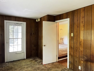 Rare opportunity to own a charming vintage lakefront home on - photo 13