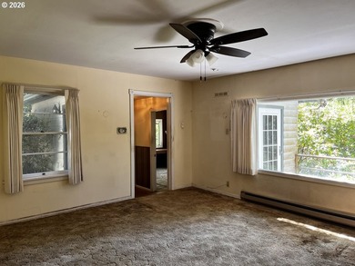 Rare opportunity to own a charming vintage lakefront home on - photo 21