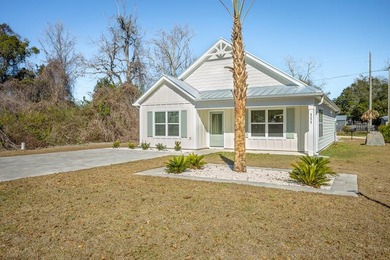 New construction. City of Apalachicola's O/R zoning allows - photo 25