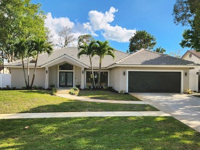 (private lake, pond, coastal) Home For Sale in Wellington Florida