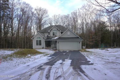 Lake Home For Sale in Greentown, Pennsylvania