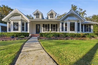 Withlacoochee River Home For Sale in Yankeetown Florida