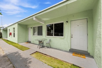 Turnkey Quadplex easy to show. The property has all impact - photo 1