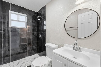 Turnkey Quadplex easy to show. The property has all impact - photo 7