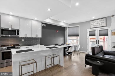 Welcome to 343 N Front Street, Unit B - a stunning 2-bedroom - photo 11