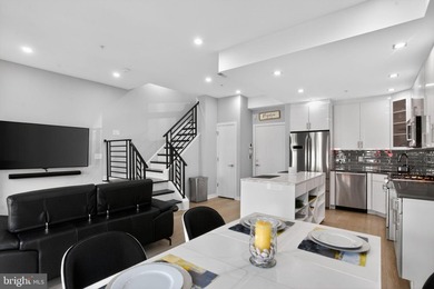 Welcome to 343 N Front Street, Unit B - a stunning 2-bedroom - photo 13