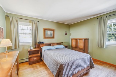 Welcome to 34 Oxbow Rd, Patchogue - a rare opportunity to secure - photo 14