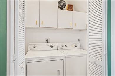 This furnished home in Wood Duck boasts 3 bedrooms, 2.5 baths - photo 14