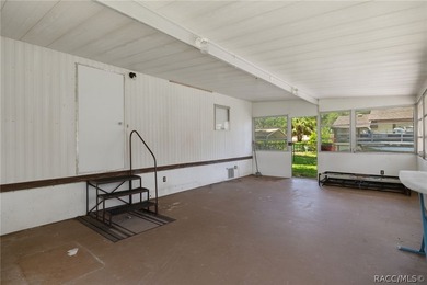Charming 2-bedroom, 1-bath single-wide situated on a spacious 0 - photo 17