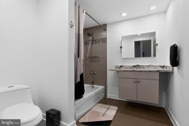Welcome to 343 N Front Street, Unit B - a stunning 2-bedroom - photo 18