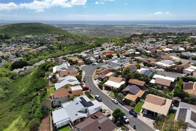 Welcome home to this spacious 4-bedroom, 2-bath home with a - photo 19