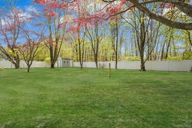 Welcome to 34 Oxbow Rd, Patchogue - a rare opportunity to secure - photo 22