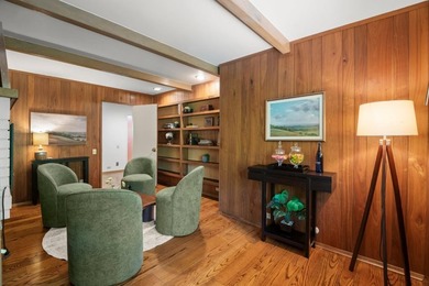 This lovely 3,266 square foot, 5 bedroom, 3.5 bathroom home - photo 25