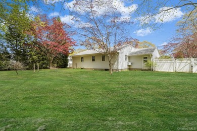 Welcome to 34 Oxbow Rd, Patchogue - a rare opportunity to secure - photo 25