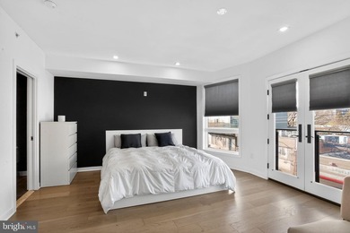 Welcome to 343 N Front Street, Unit B - a stunning 2-bedroom - photo 25
