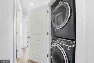 Your opportunity to own a nearly new, four-level townhome at a - photo 25