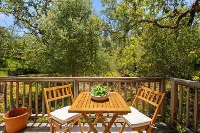 This lovely 3,266 square foot, 5 bedroom, 3.5 bathroom home - photo 27