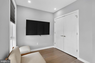 Welcome to 343 N Front Street, Unit B - a stunning 2-bedroom - photo 28