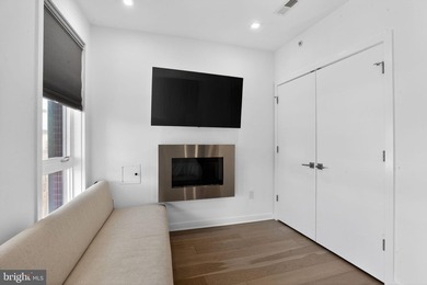 Welcome to 343 N Front Street, Unit B - a stunning 2-bedroom - photo 29