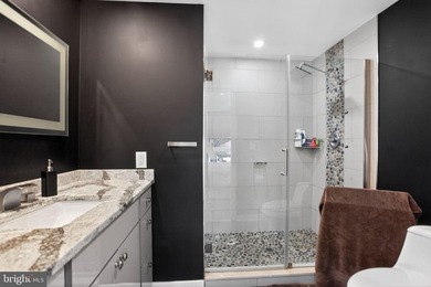 Welcome to 343 N Front Street, Unit B - a stunning 2-bedroom - photo 30