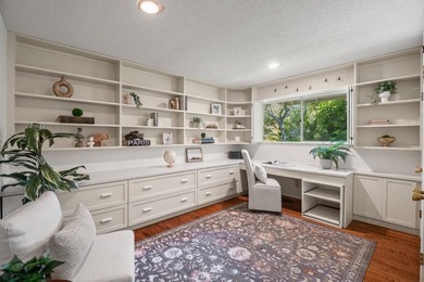This lovely 3,266 square foot, 5 bedroom, 3.5 bathroom home - photo 34