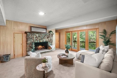 This lovely 3,266 square foot, 5 bedroom, 3.5 bathroom home - photo 39