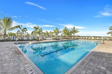 Highly desirable and only Oakmont, single story 4-bedroom home - photo 44