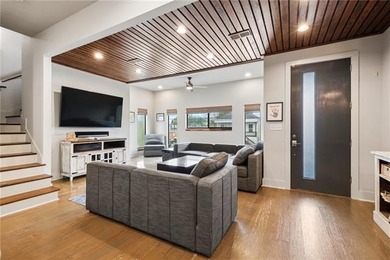 Welcome to this beautifully maintained, newer construction home - photo 4