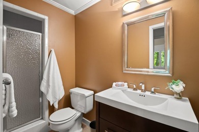 This lovely 3,266 square foot, 5 bedroom, 3.5 bathroom home - photo 45