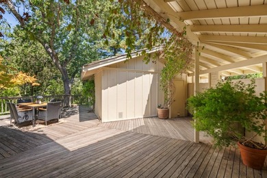 This lovely 3,266 square foot, 5 bedroom, 3.5 bathroom home - photo 47