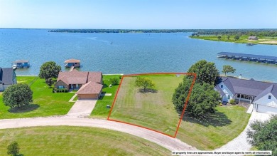 Lake Lot For Sale in Corsicana, Texas